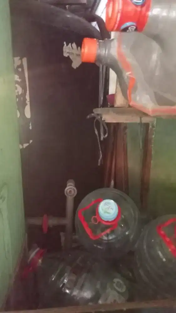 Jual mesin air minum isi ulang dan Torn airnya bekas kondisi bagus