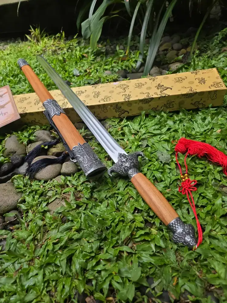 Pedang latihan wushu taichi qing feng jian bahan baja carbon steel