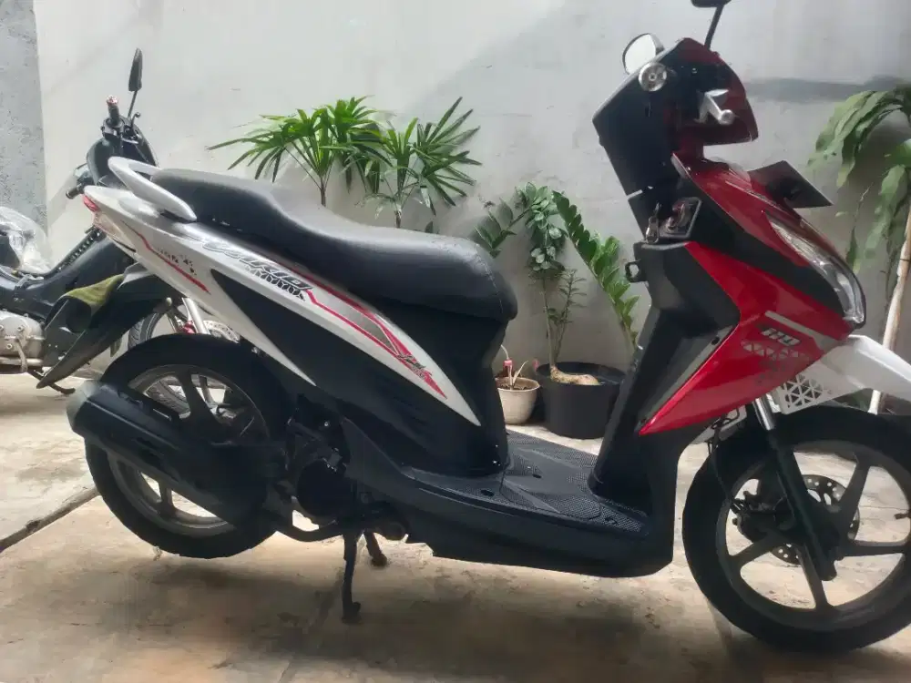 Vario 110 FI 2015