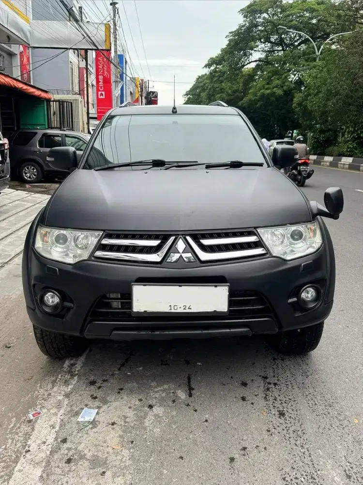 Mitsubishi Pajero Sport Dakar 4x4