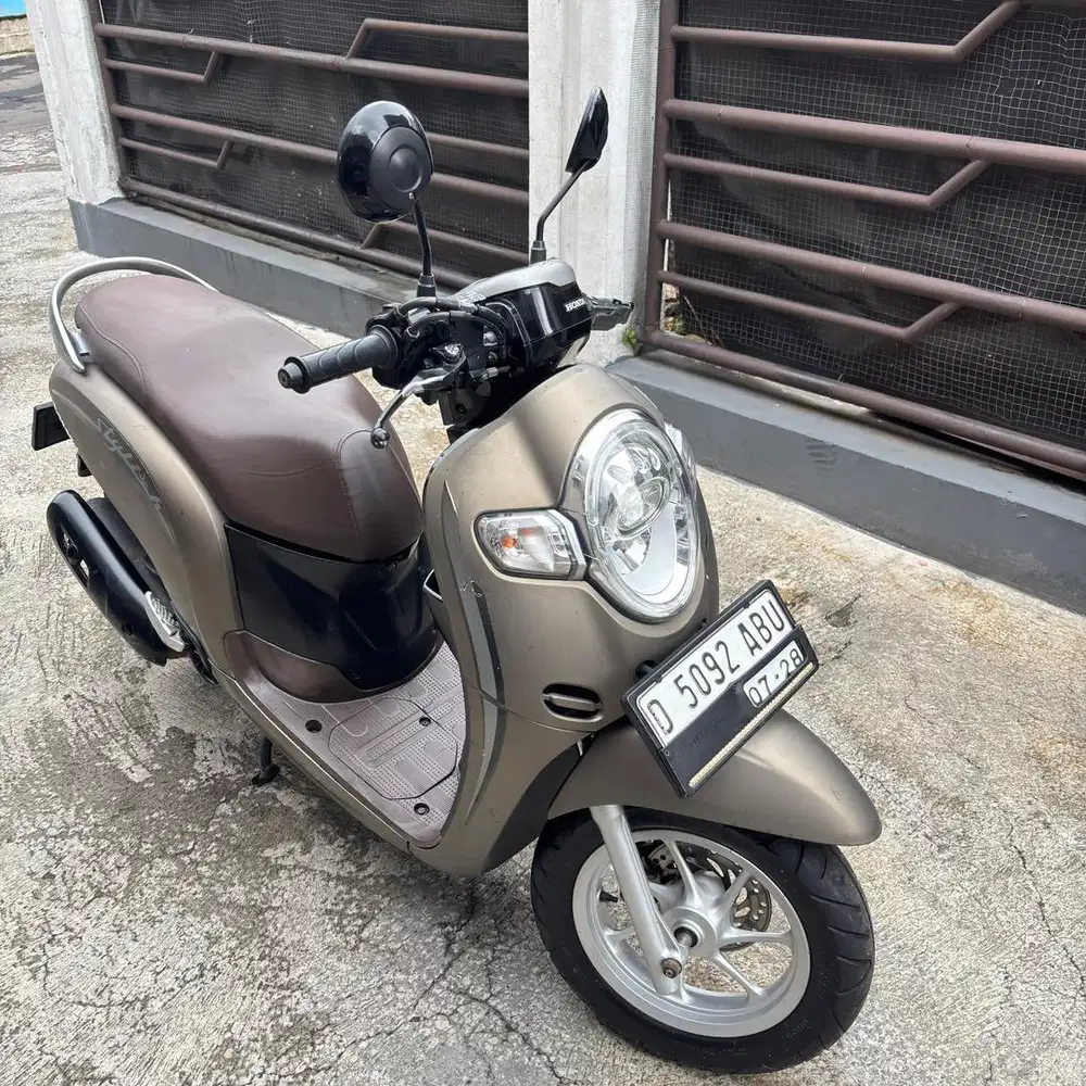 HONDA SCOOPY STYLISH 2018