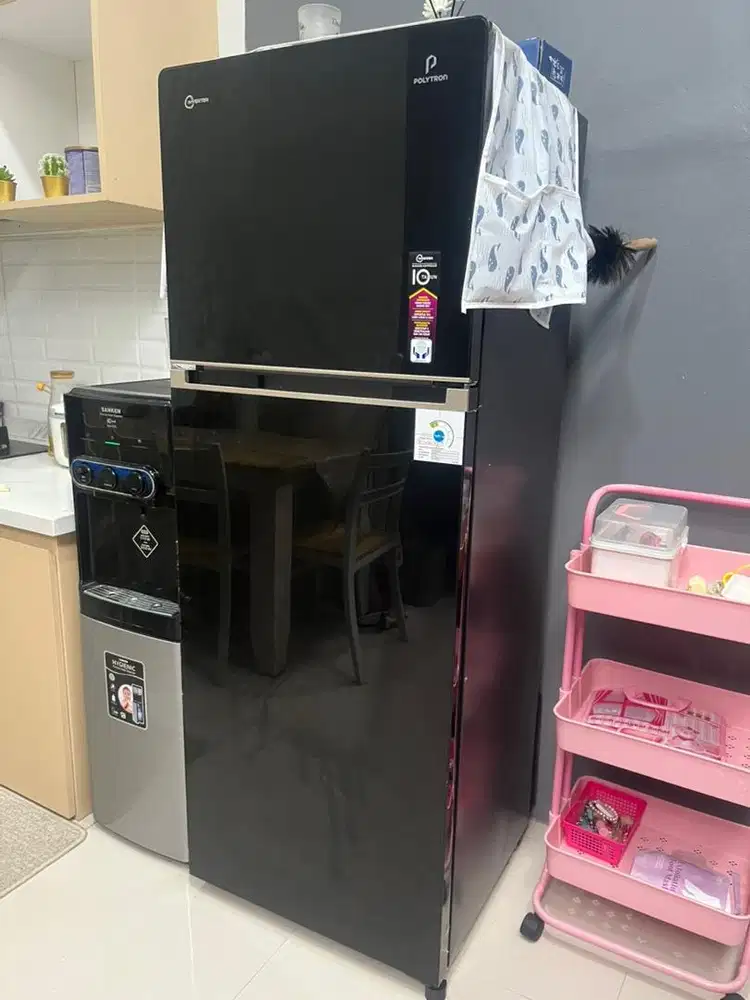 Kulkas polytron 2 pintu