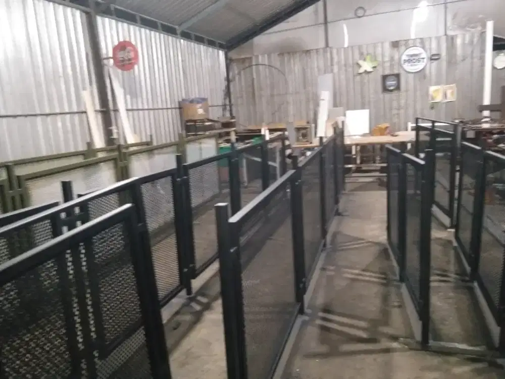 Pembuatan bergaransi utk pintu gerbang,kanopi,pagar,railing tangga