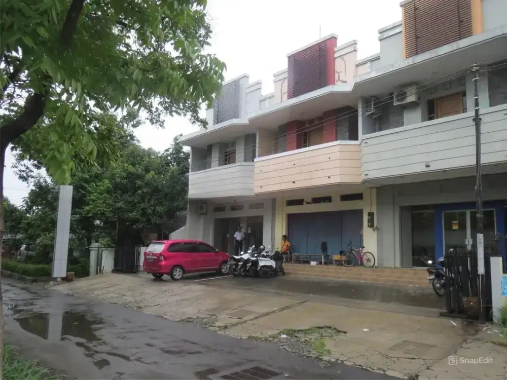 Ruko 2 Lantai Pusat Bisnis Tengah Kota Solo Lokasi Strategis Manahan