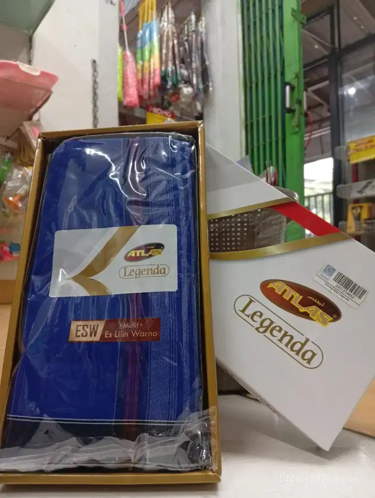 Sarung Atlas Legenda