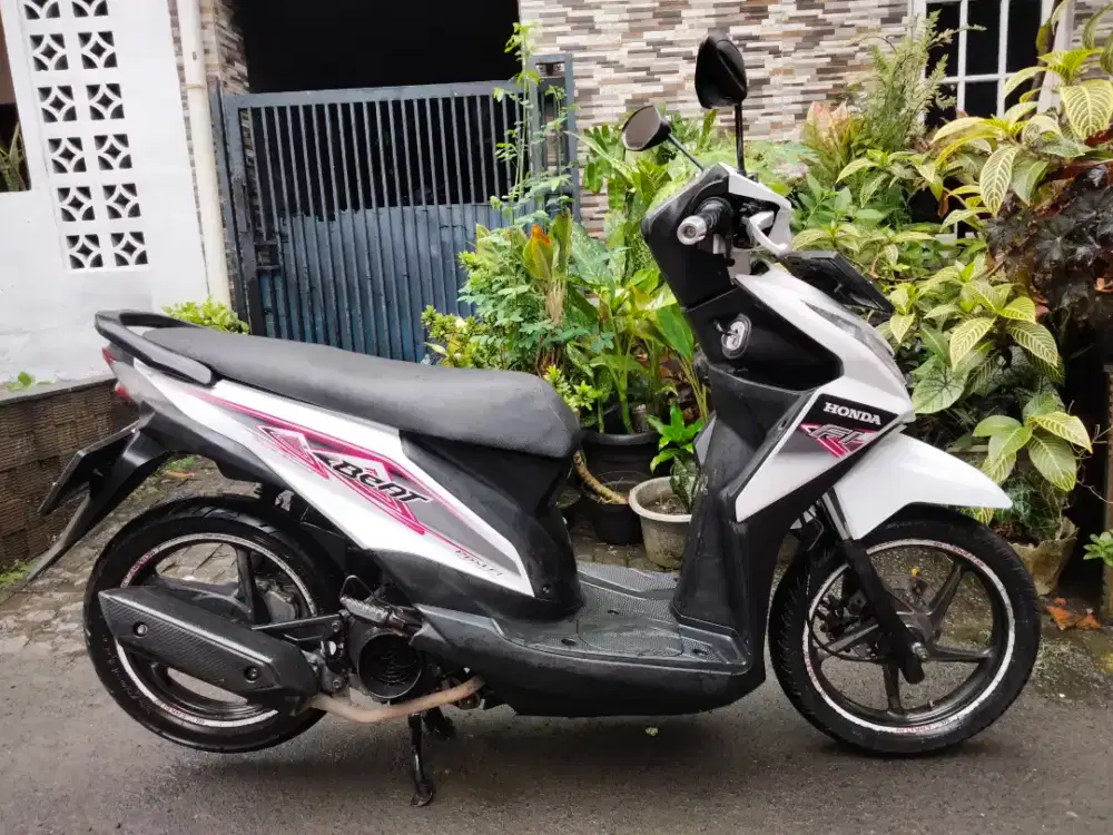 Honda Beat FI tahun 2013 pajak hidup