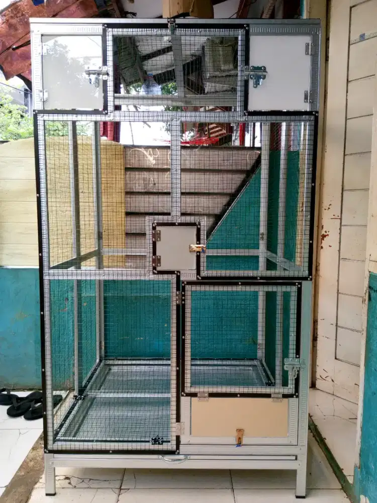 Kandang ternak lipat