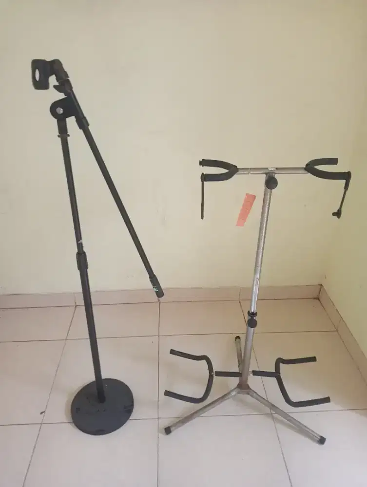 Jual tepat ratu gitar sama tiang mik