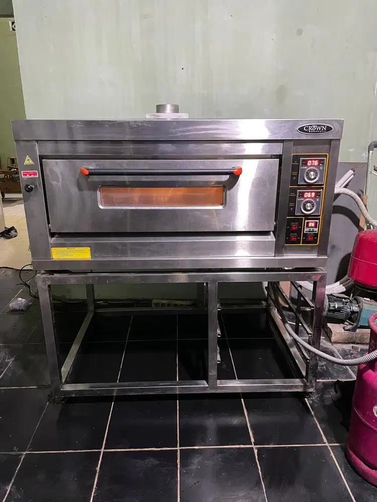 Crown Oven 1 Deck 2 Tray