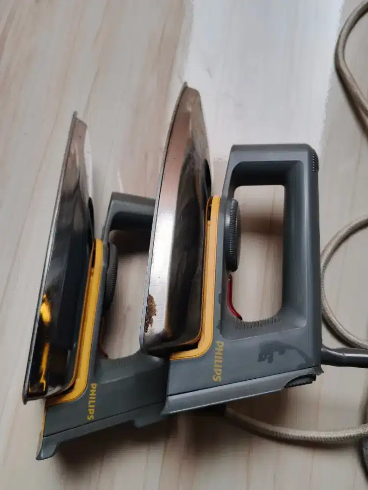 Setrika Philips normal siap pakai