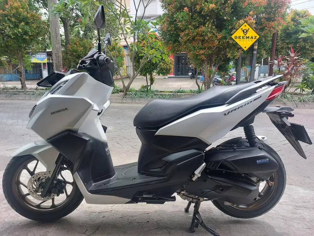 (DP 900)‼️ Plat B TangKot Vario 160 CBS Putih 2024 Cash / Kredit