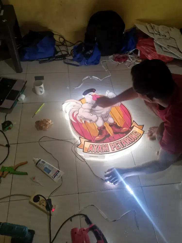 PRODUSEN NEON BOX/NEON OX HURUF TIMBUL DEKOR REKLAME DL