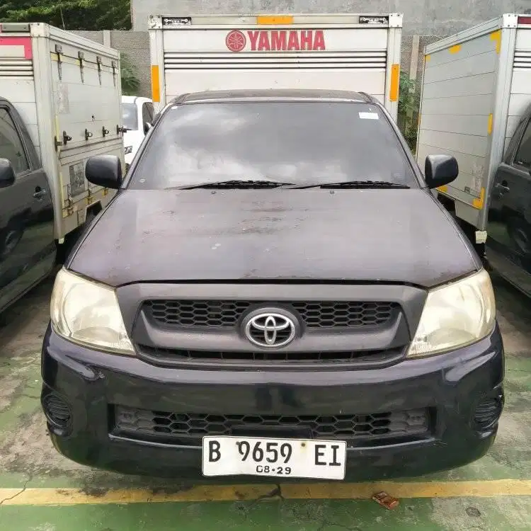 TOYOTA HILUX BOX 2.0 MT 2009