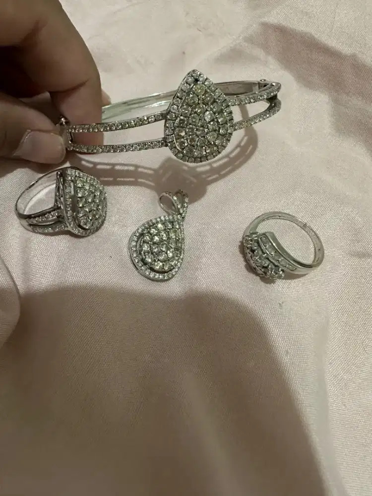 jual beli emas dan berlian tanpa surat