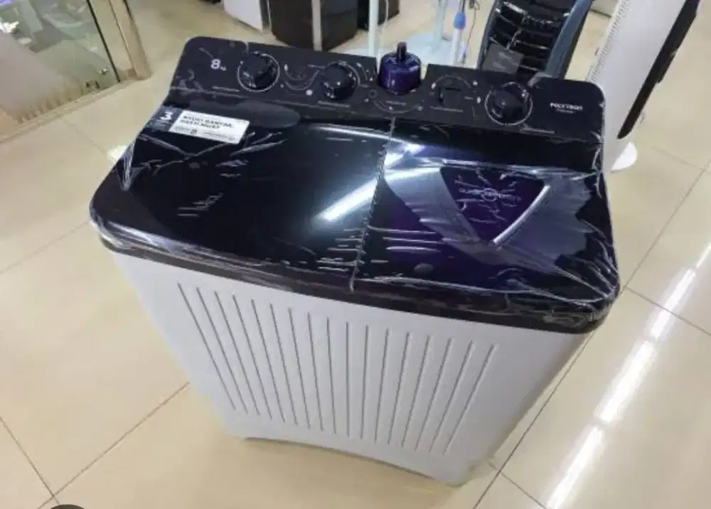 Mesin cuci Polytron 9kg