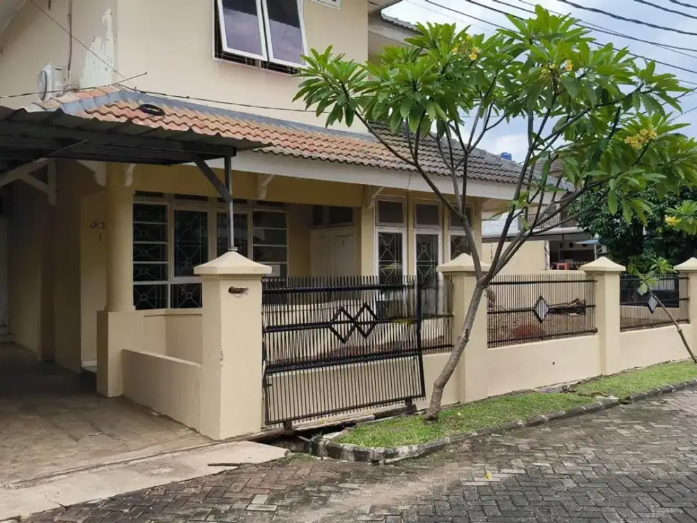 Rumah mewah tua posisi hook di graha raya pr 17183