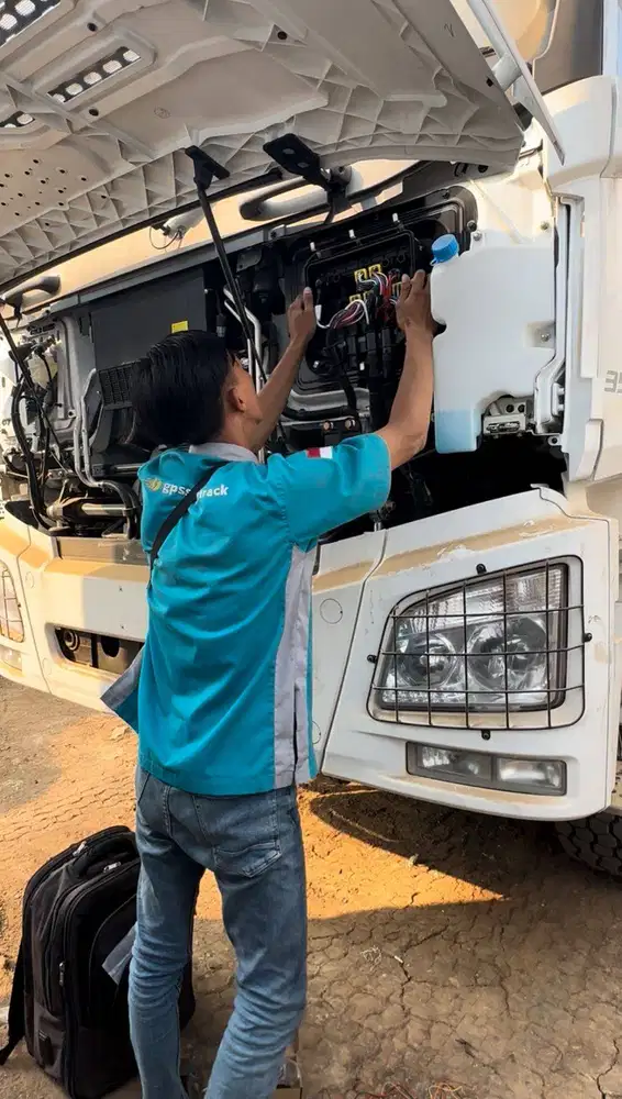 Alat Canggih GPS Tracker Supertrack untuk kendaraan Motor, Mobil, Truc