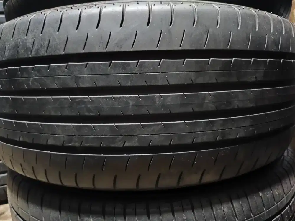 Dunlop sportmaxx 255 45 R20