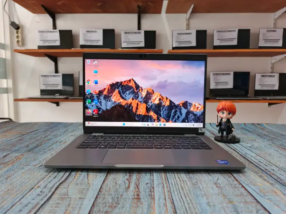 BU Cepat Laptop Second DELL LATITUDE 5320/Core i5-1145G7/RAM 16 GB