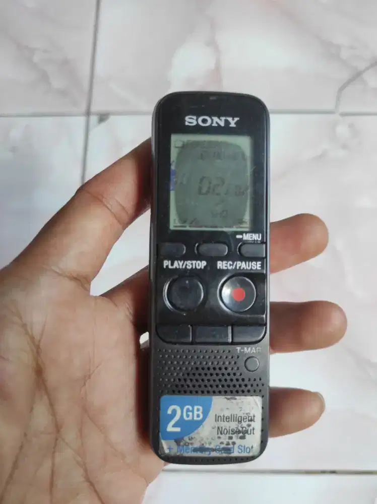 Sony alat perekam suara