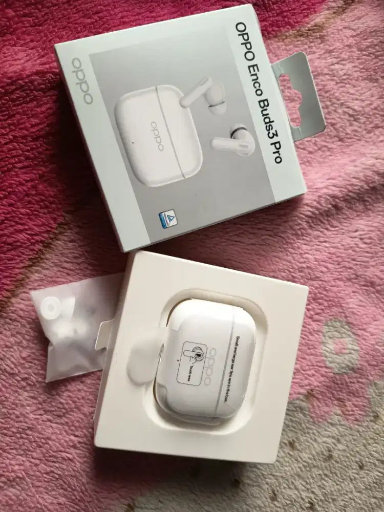 Oppo enco buds3 pro