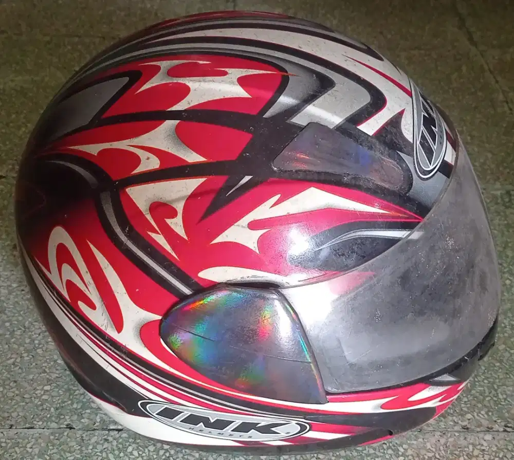 Helm INK bahan restorasi