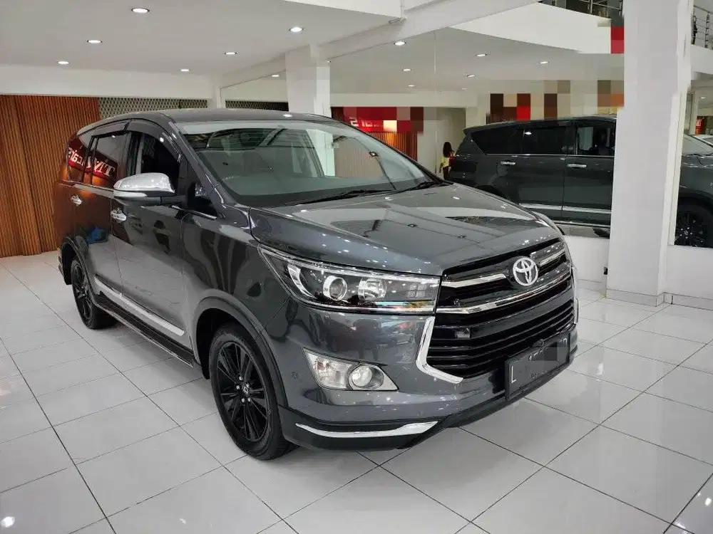 Toyota Innova Venturer 2.5 Diesel Matic/At 2017 Sangat Bagus Terawat