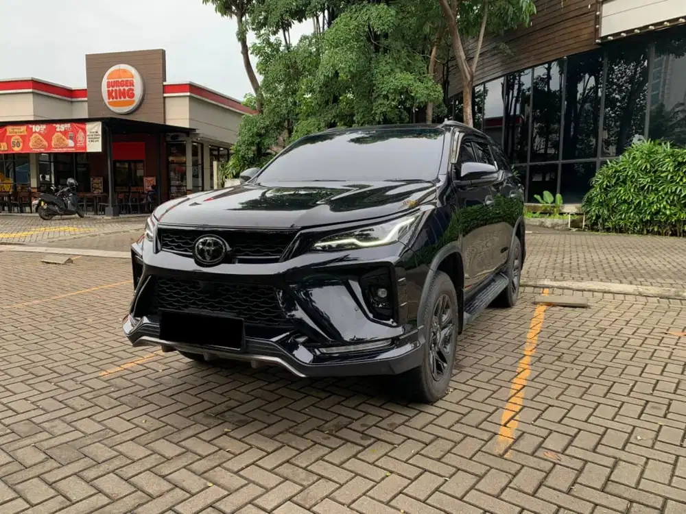[ TERAWAT ] TOYOTA FORTUNER VRZ 2.8 GR TSS AT MATIC 2024 HITAM