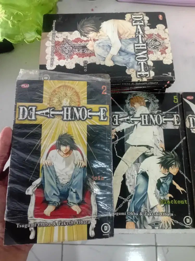 DEATHNOTE by TSUGUMI OHBA & TAKESHI OBATA
