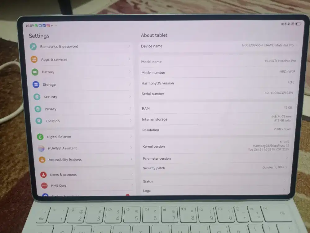 Huawei MatePad Pro MRDI-W09 | RAM 12GB | BONUS Keyboard Case + Stylus