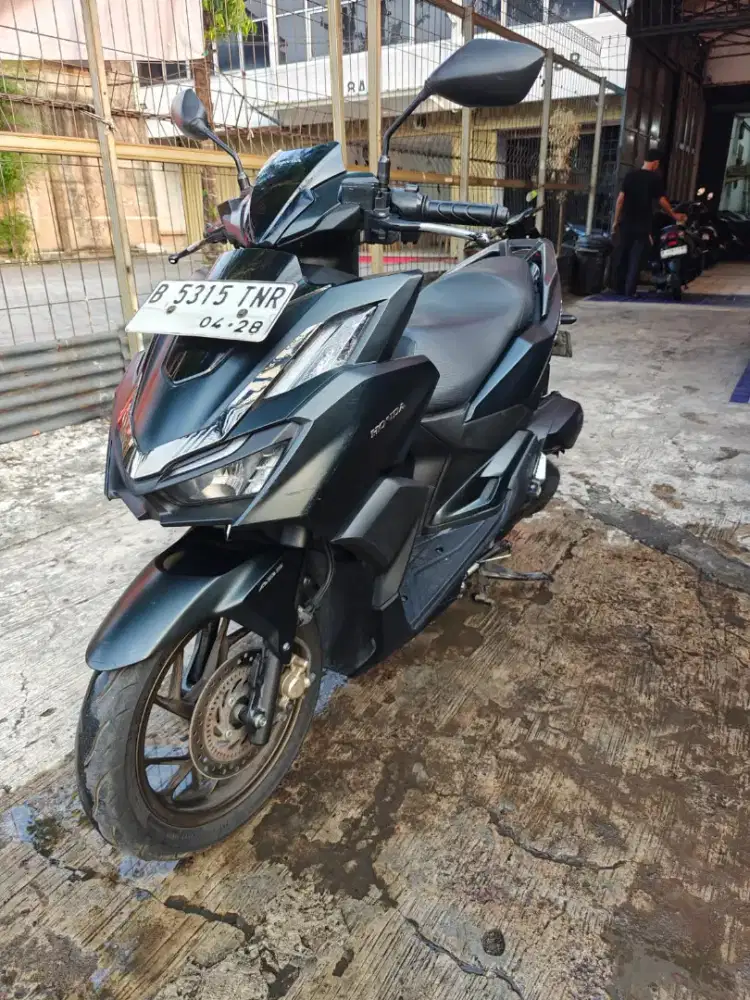 Vario 160 abs 2023 dp 1jt tnr dnla