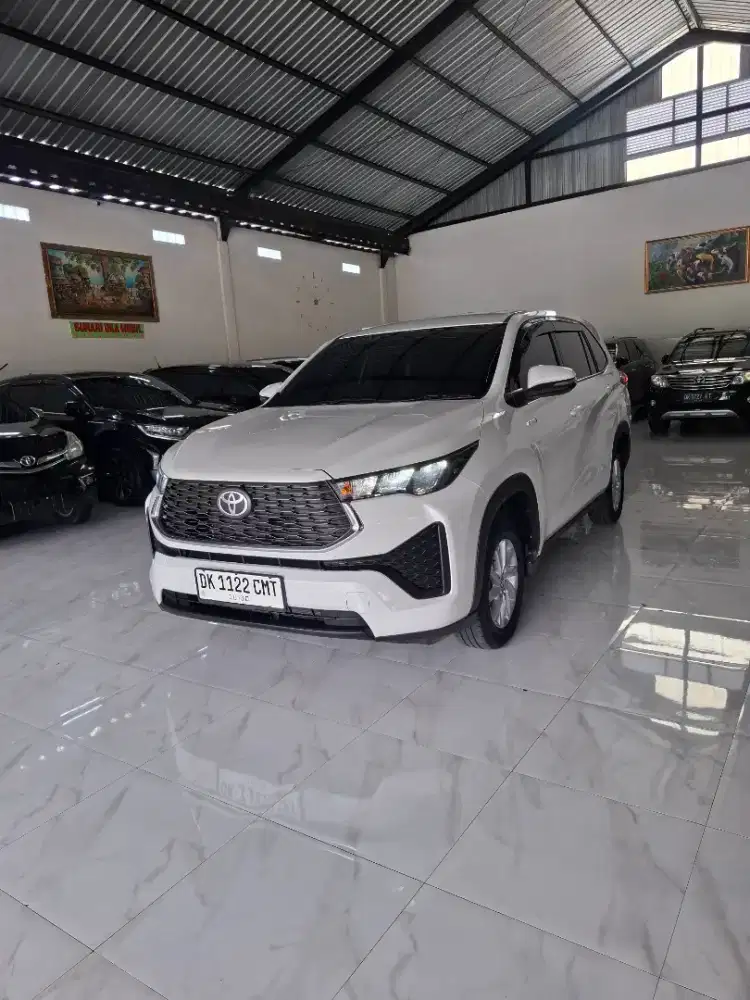 INNOVA  ZENIX G HYBRID 2025