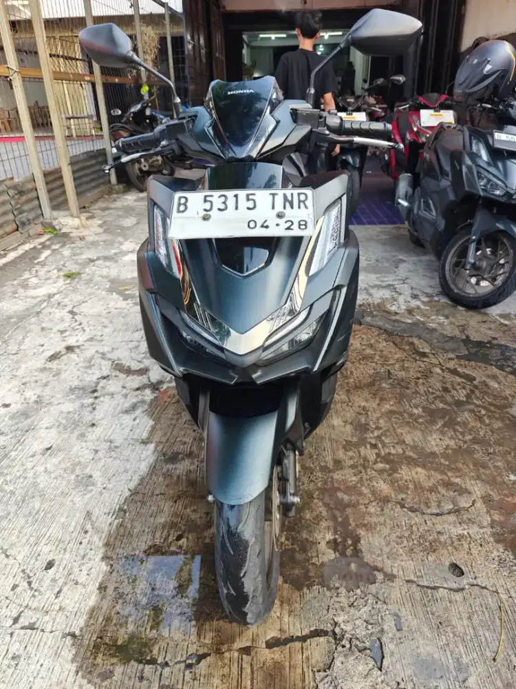 Vario 160 abs 2023 dp 1jt tnr dnla