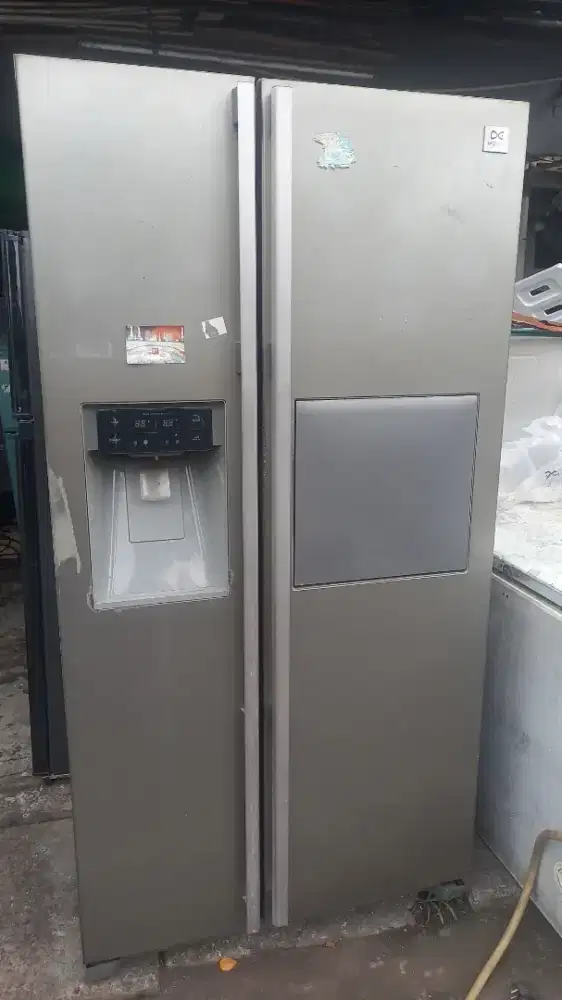 Dijual kulkas sade by sade Daewo normal