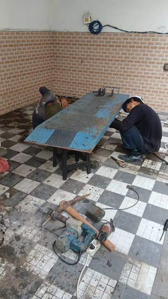 Paket Hidrolik Lift Cuci Motor + Compressor Angin bekas pemakaian