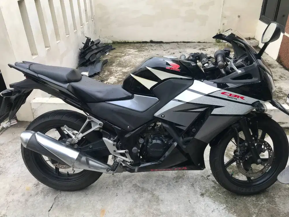 CBR 150 2015 Standard
