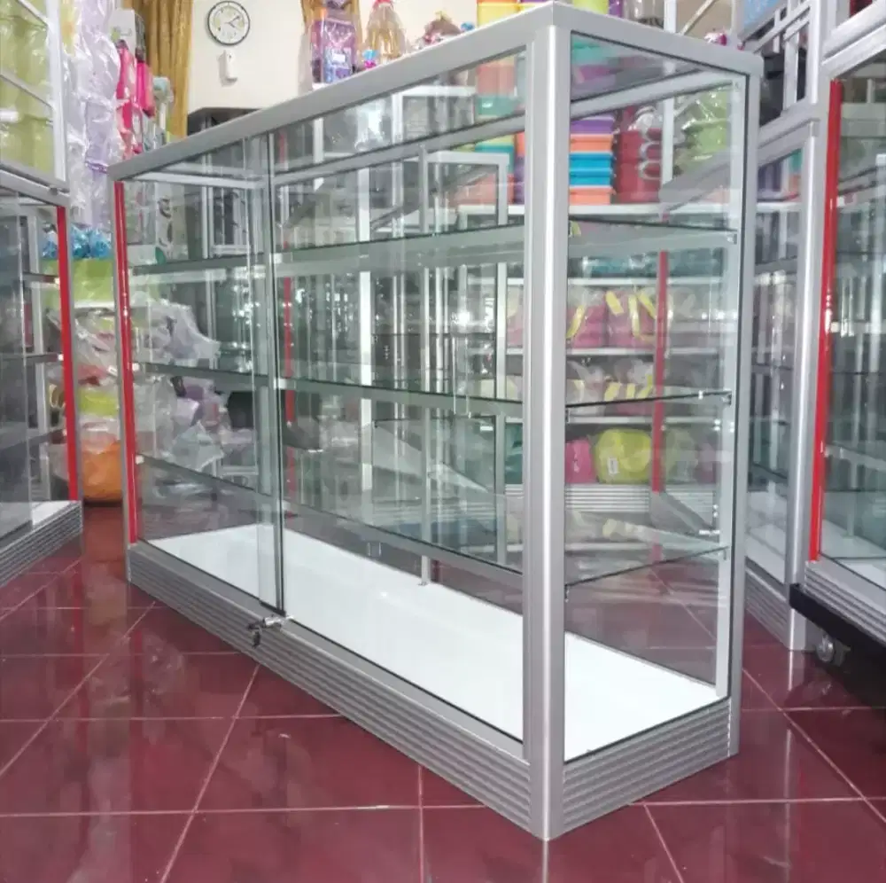 Dijual Etalase 1,5Mx1M Untuk Usaha Warung/Toko