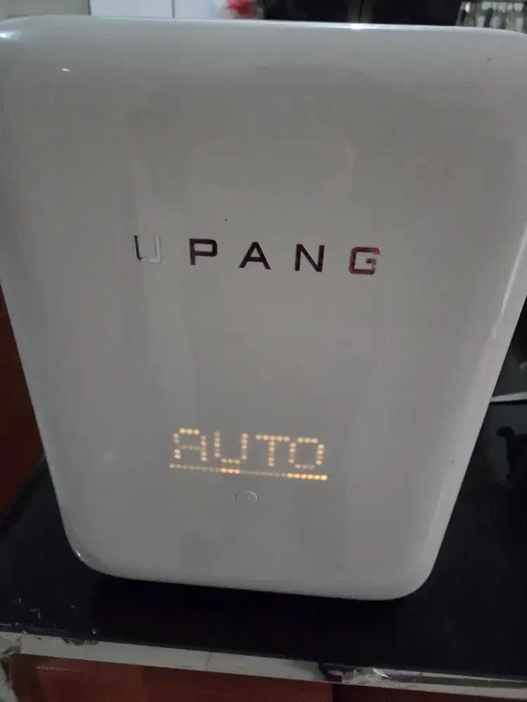 Upang Plus+ 9th Gen LED UVC Sterilizer Waterless (preloved)