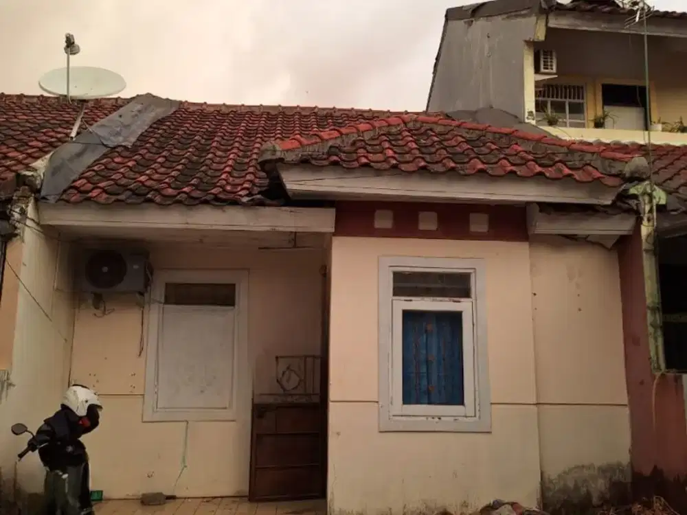 Dijual Rumah Makassar sekitar Jalan Metro Tanjung Bunga