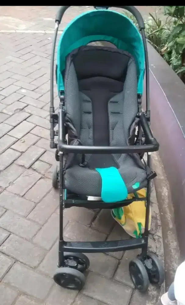 Stroller bayi joie