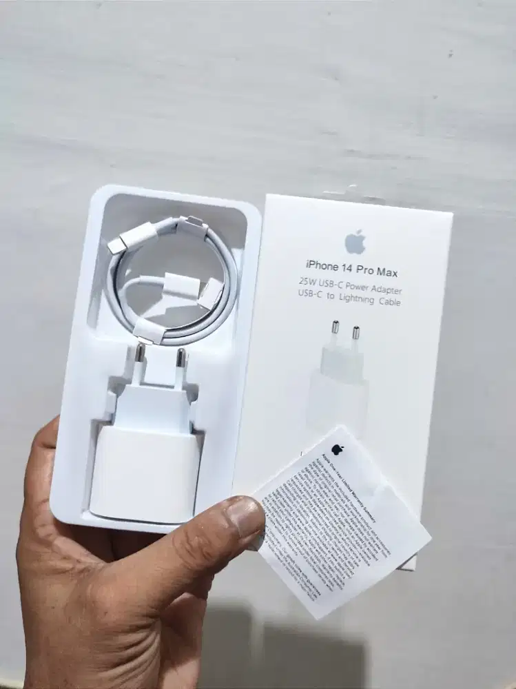 Charger Original Bawaan Iphone 25Watt