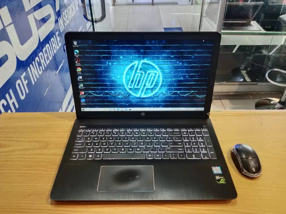 PROMO LAPTOP HP PAVILION 15-CB092TX CORE i7 RAM 8GB SSD 250GB NVIDIA