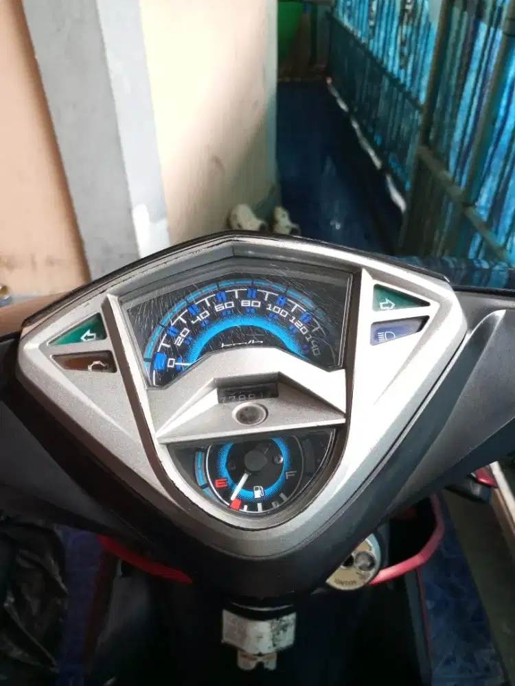 SALE XEON KARBU 2011