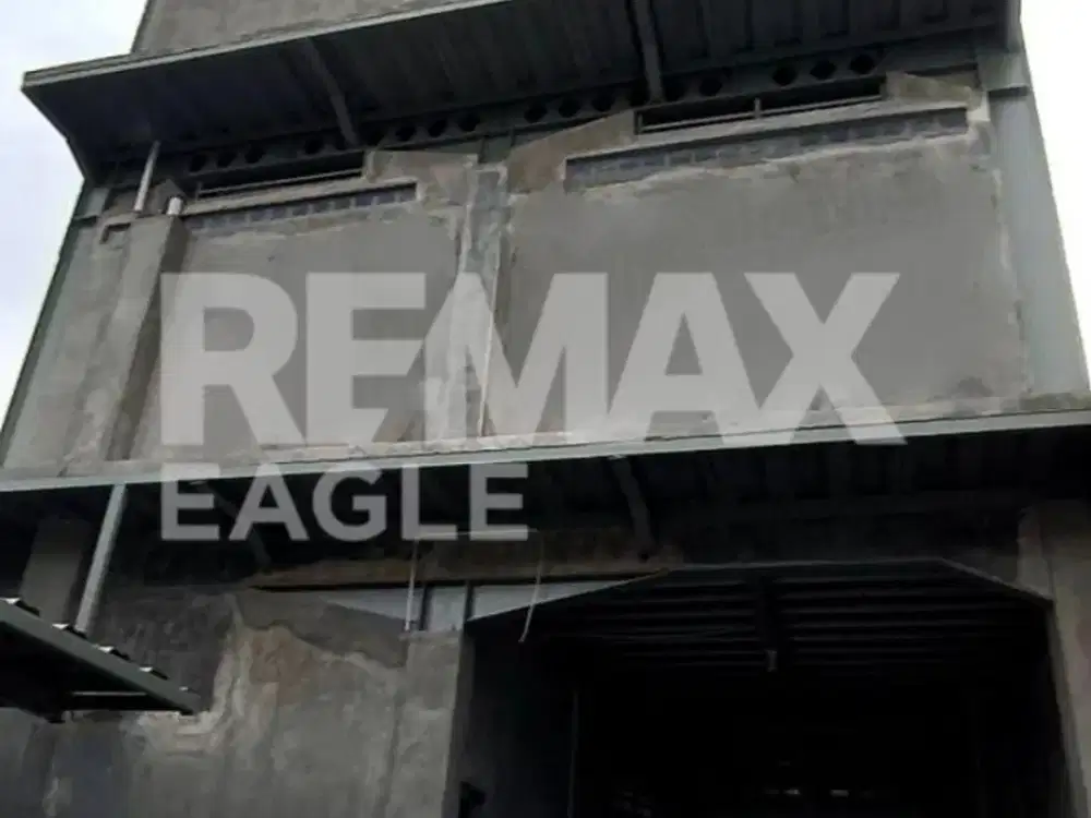 Dijual Gudang Jalan Raya Manukan Kulon