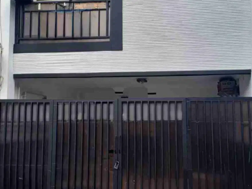 Di sewakan Rumah Sunter 2 LT Jakarta Utara