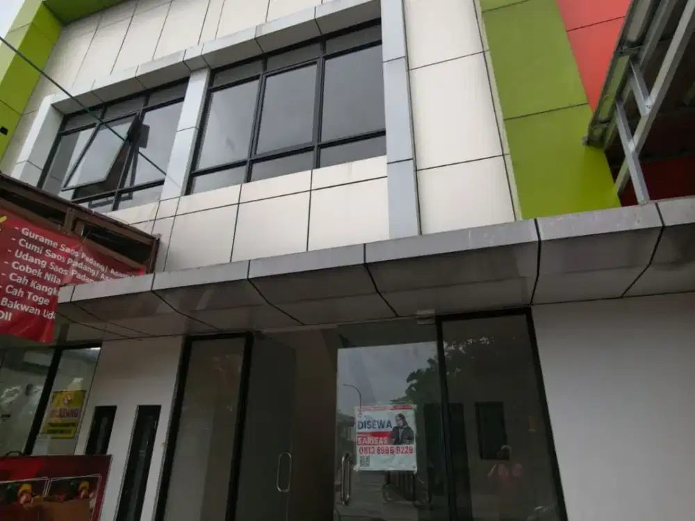 Disewakan Ruko Grand Batavia Area Sudah Ramai Cocok untuk Resto, Cafe Dll