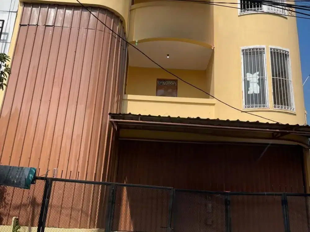 Sewa Ruko 3 Lantai, Lokasi Strategis di Jalan Utama dan di Seberang RS Primaya Tangerang