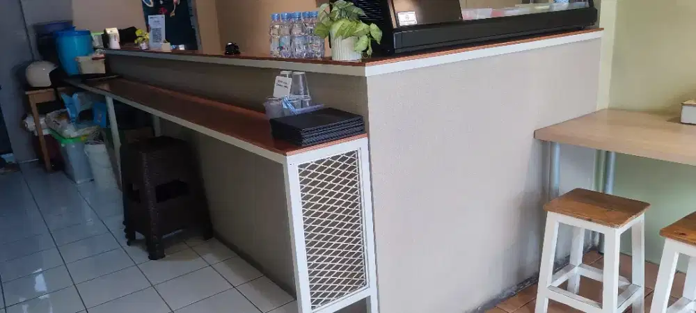 Meja bar + meja makan