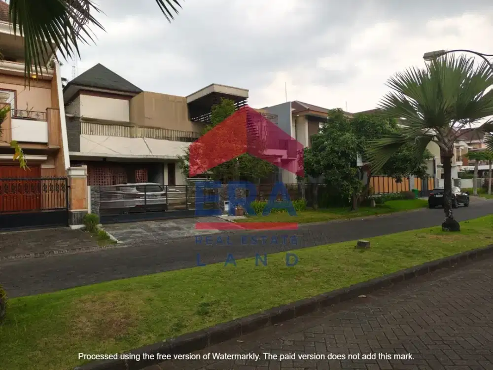 Dijual Rumah di Jalan Villa Golf Boulevard Araya