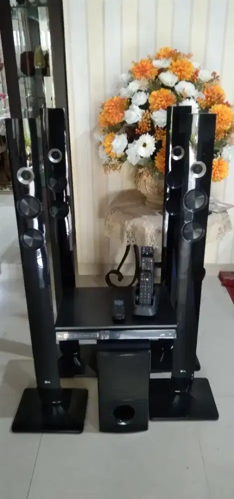 Sepiker aktif merek LG